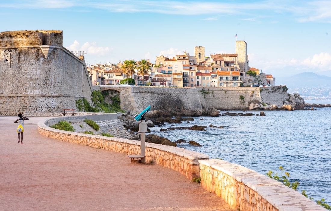 French Summer Camp in Antibes