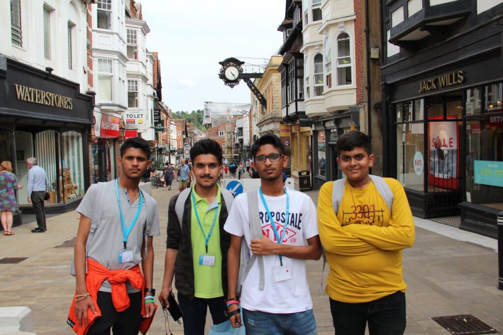 Winchester Summer Junior English Programme general 9