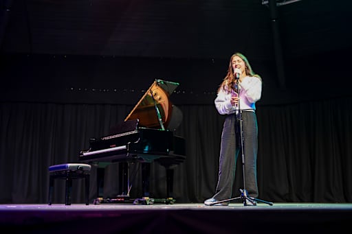 Students in the music elective at the TASIS England summer programme