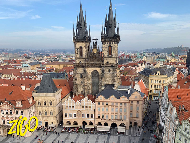 Zigotours Prague and Budapest City Camp