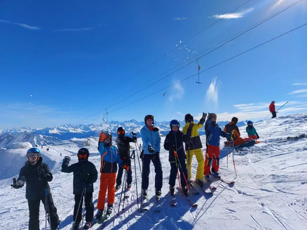 Ski & Snowboard Winter Camp — Les Diablerets general 5