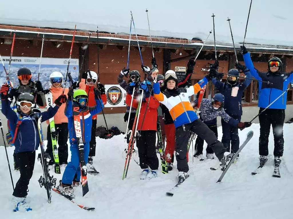 Ski & Snowboard Winter Camp — Les Diablerets general 6