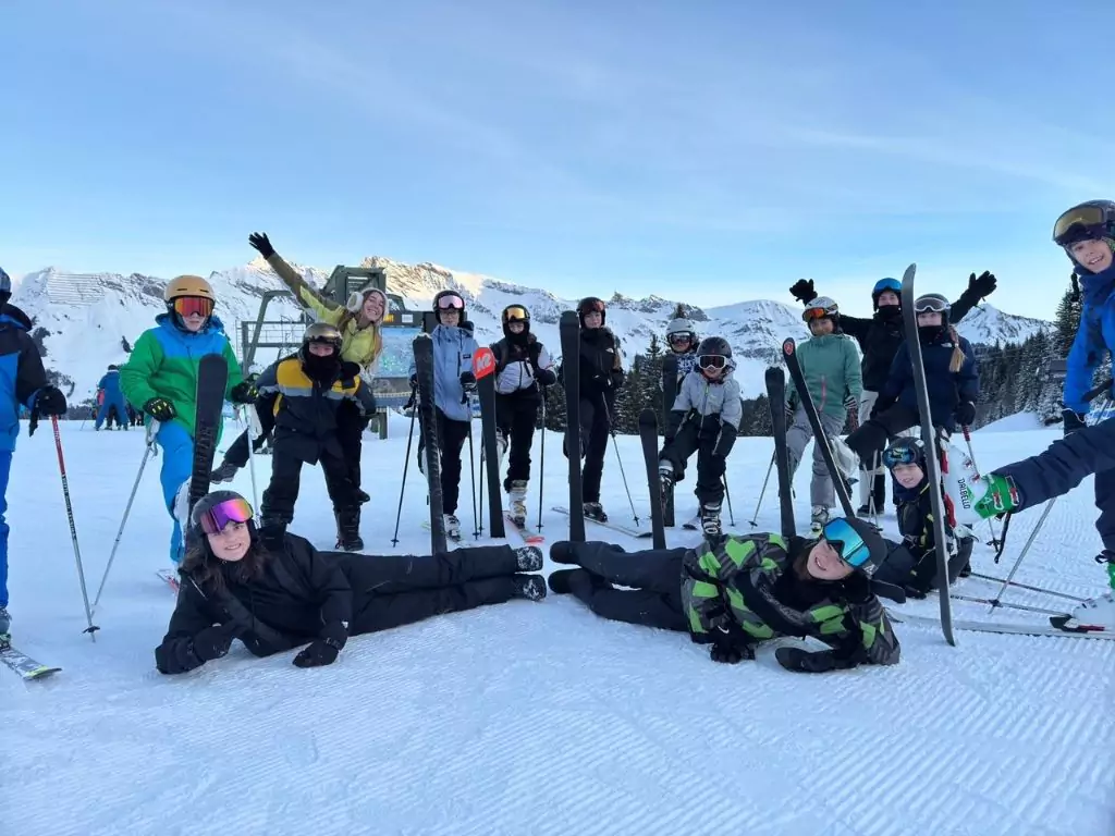 Ski & Snowboard Winter Camp — Les Diablerets general 19