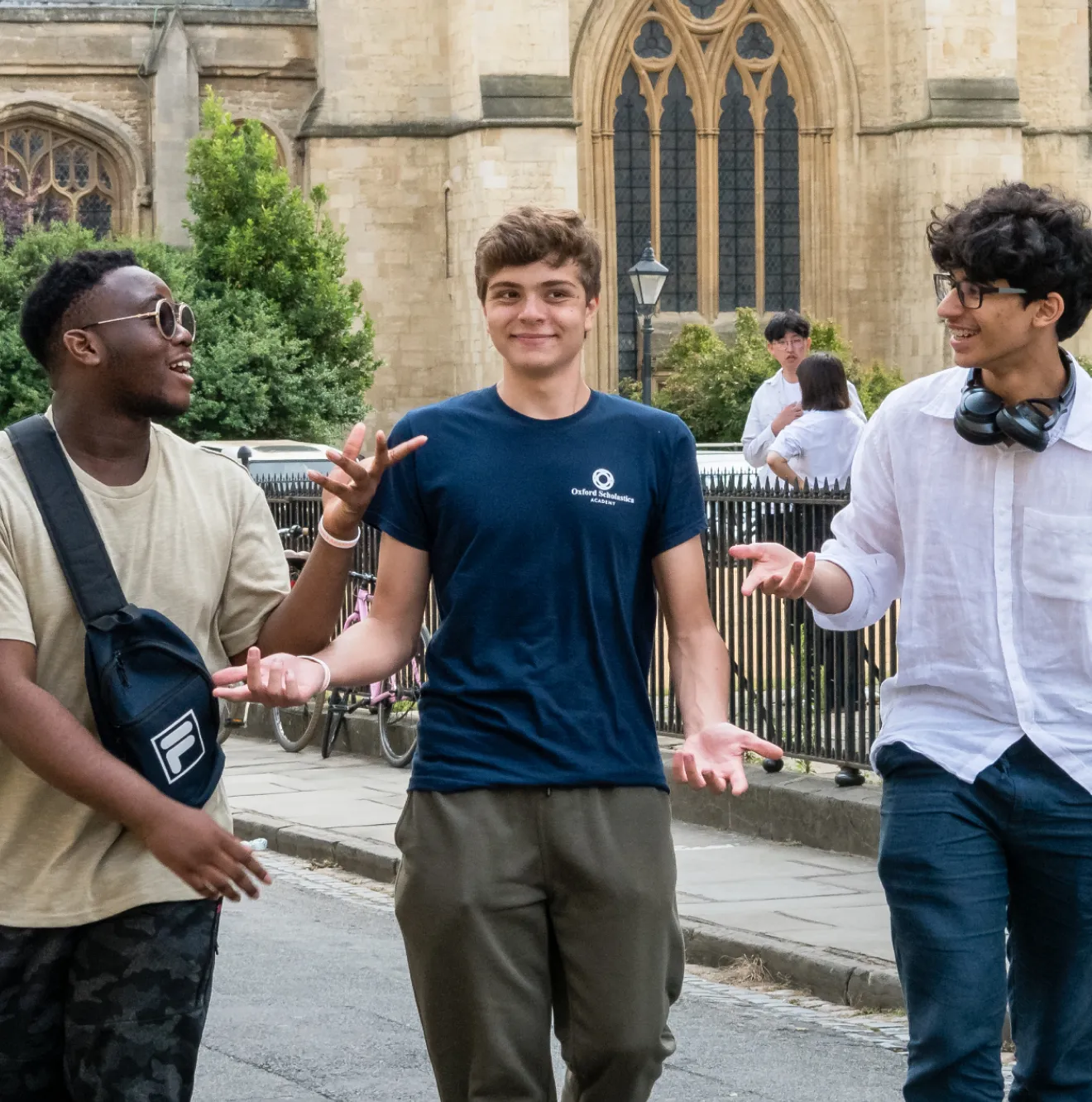 Students on a cultural excursion in Oxford