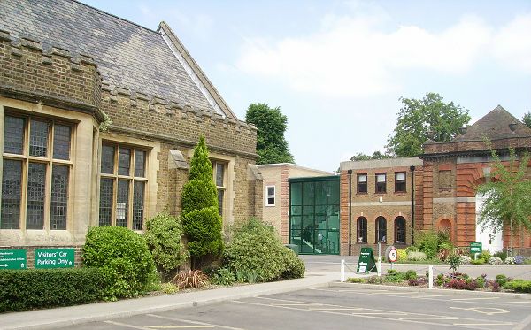 Aldenham Centre general 9