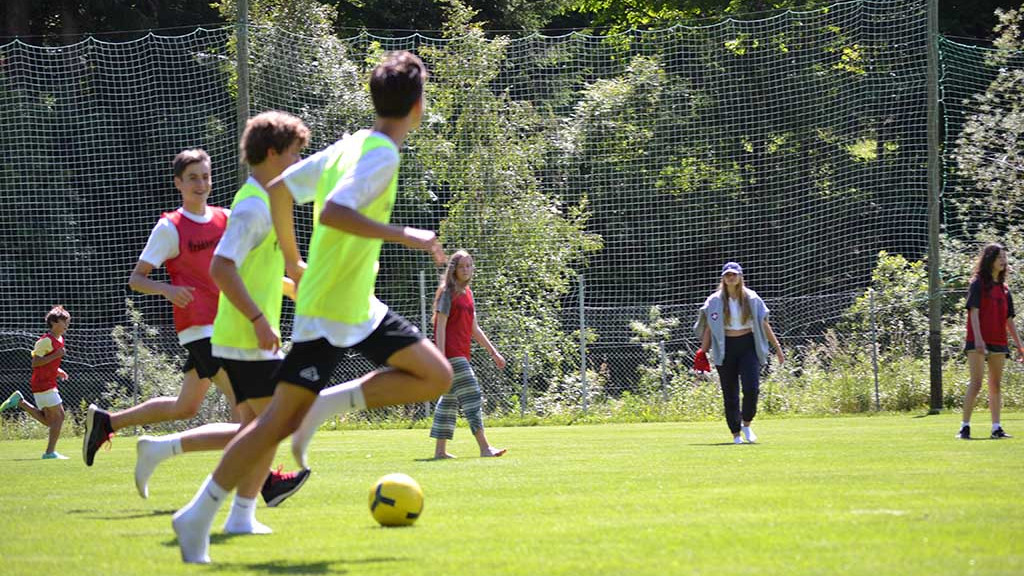 Younger participants training at the Liddes football camp