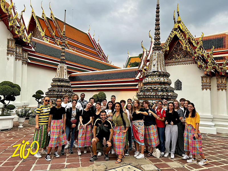 The group in the courtyard of Wat Pho