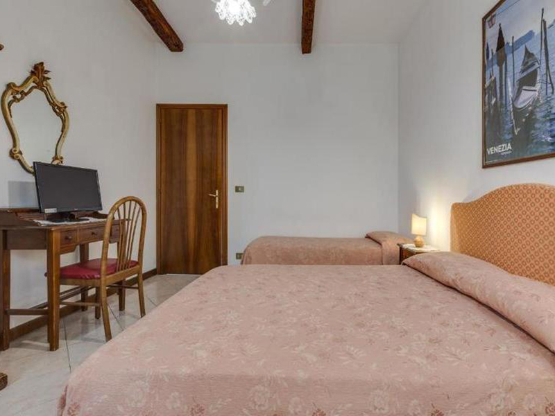 Zigotours Venice Carnival Camp - Cannaregio, Murano and Burano general 8