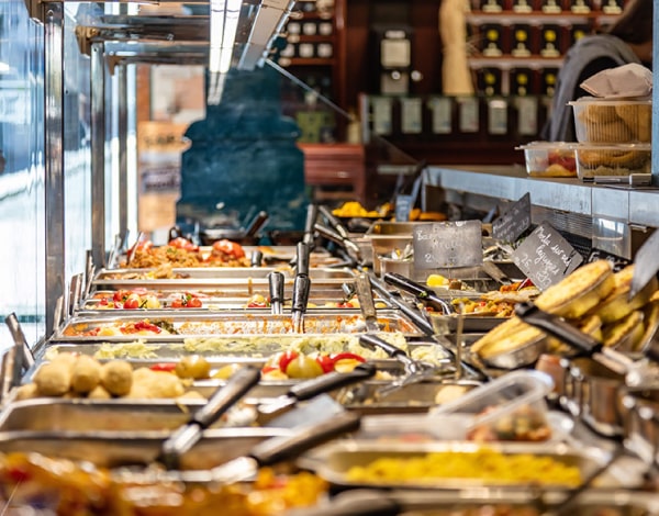 College dining hall where breakfast and supper are served