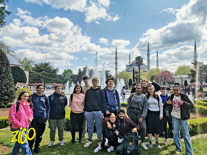 The group in front of the mosque in the old city