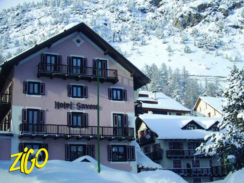 Zigotours Italy Winter Ski Camp - Sestriere and the Milky Way