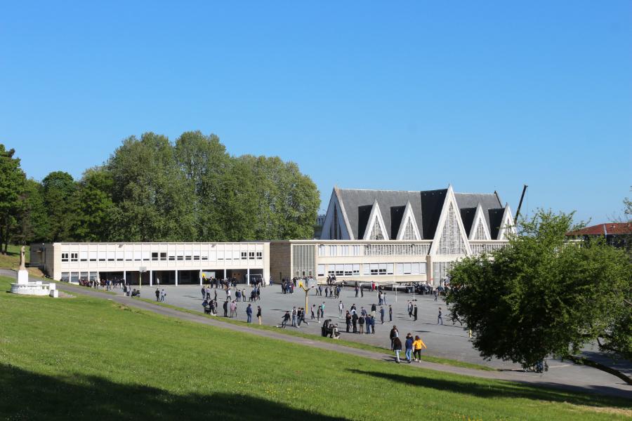 Alpadia Summer School in Paris–Passy