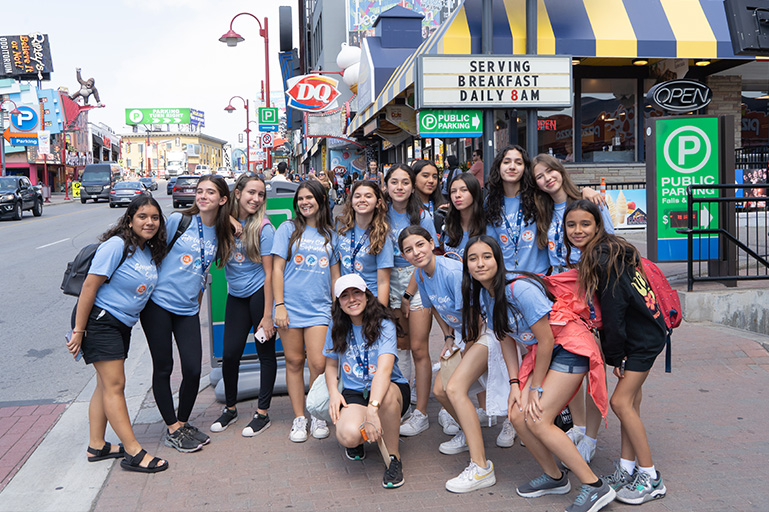 English Summer Camp for Teens in Oakville
