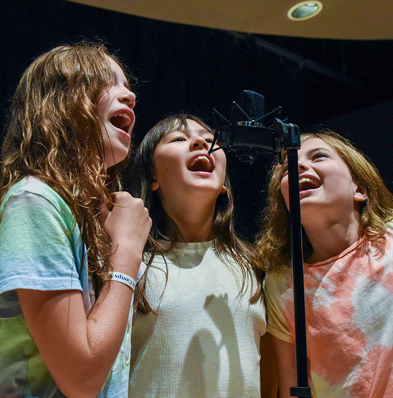 English Summer Camp for Teens in Oakville