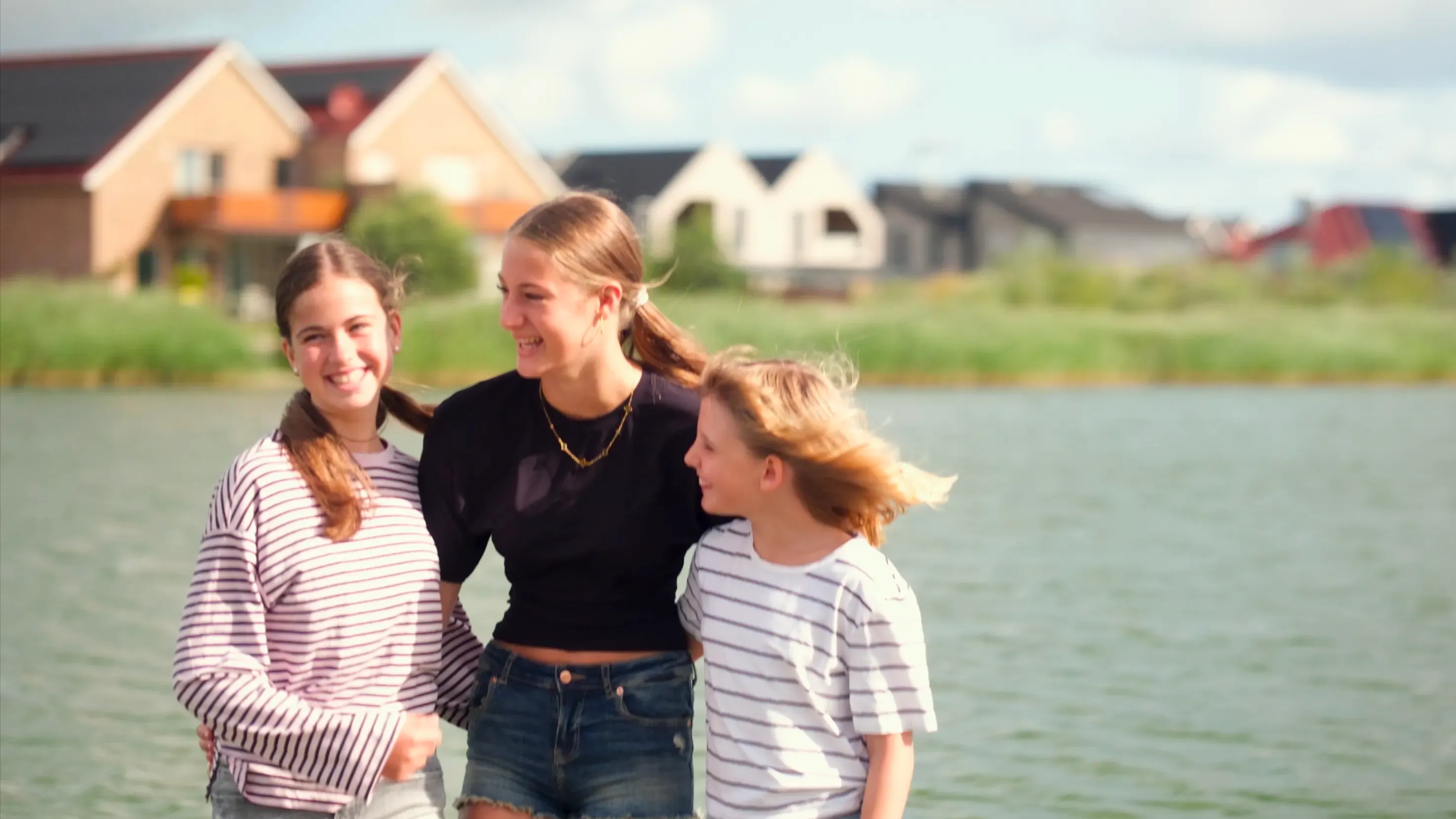 Camp guests outdoors on the ruf camp area at Wangerland
