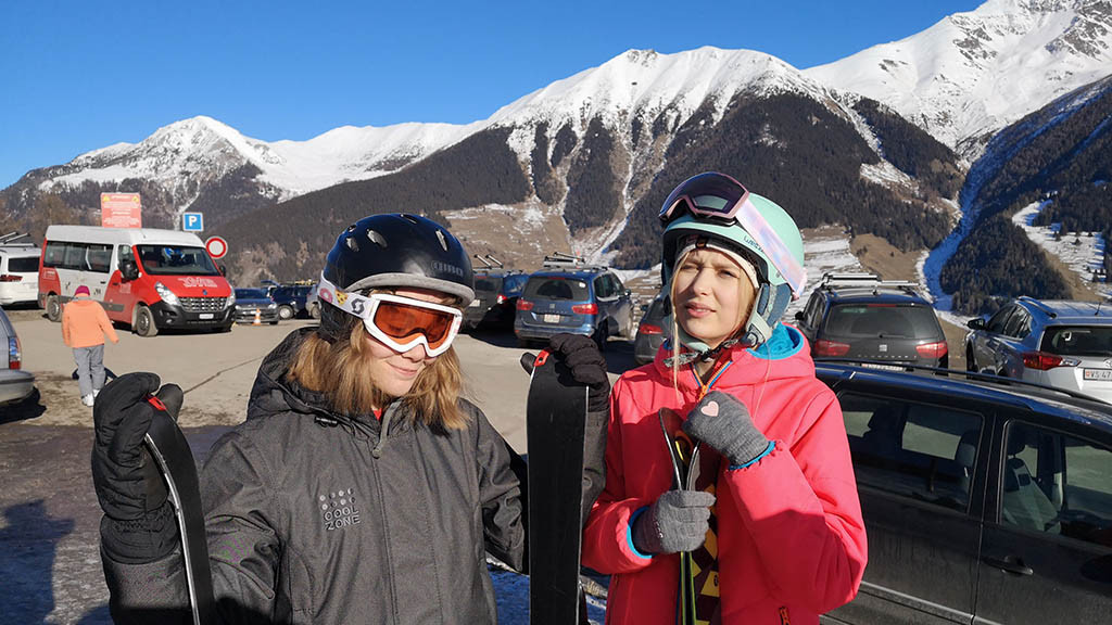 friLingue St. Bernard Ski & Snowboard Camp, Valais general 25