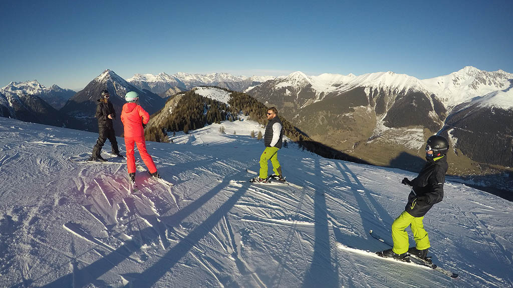 friLingue St. Bernard Ski & Snowboard Camp, Valais general 32