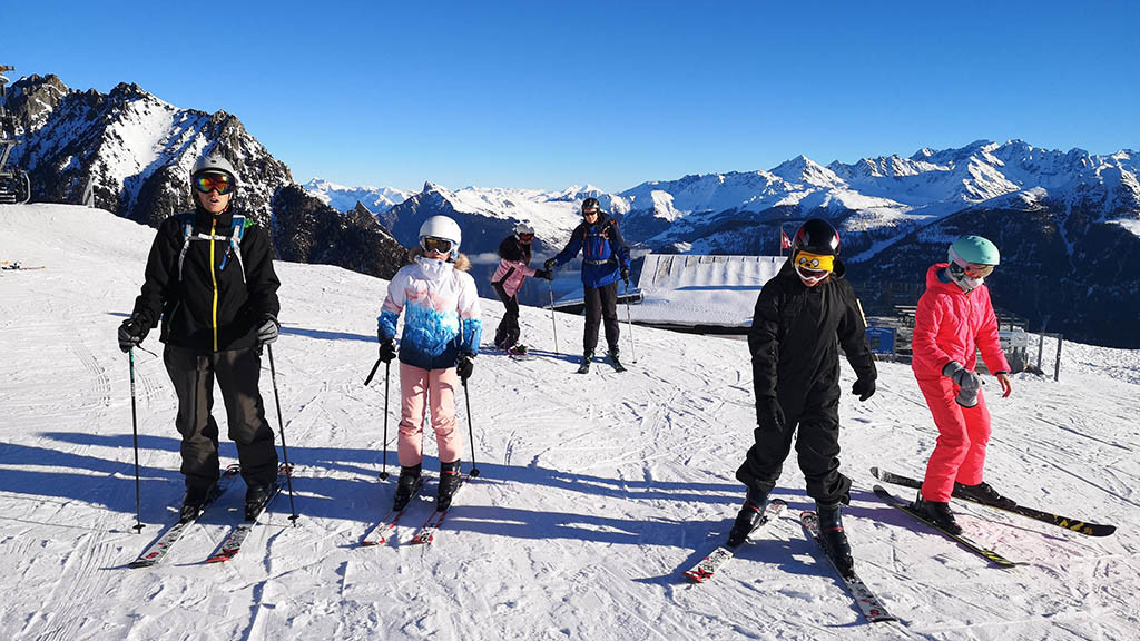 friLingue St. Bernard Ski & Snowboard Camp, Valais general 35