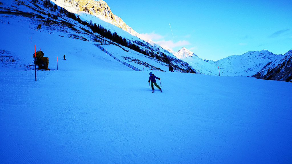 friLingue St. Bernard Ski & Snowboard Camp, Valais general 36