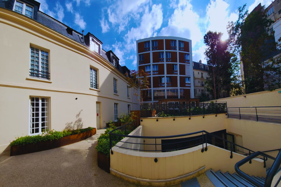 French Summer Camp in Paris