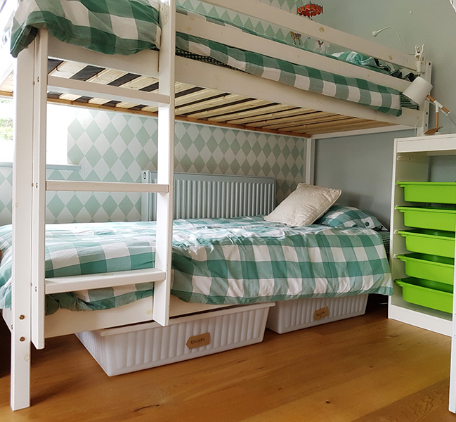 English Country House Camp general 81