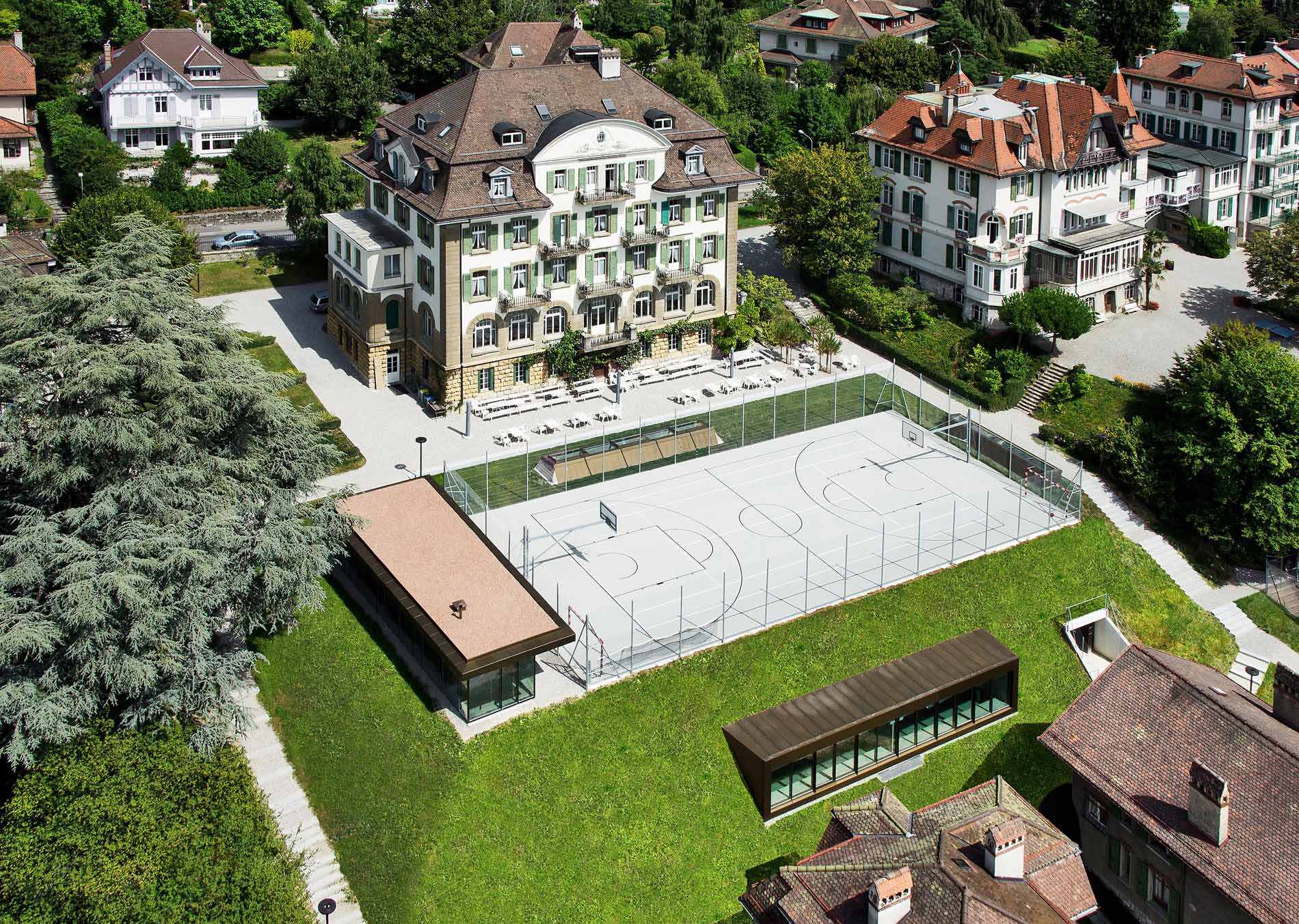 English Summer Academy for Juniors in Lausanne