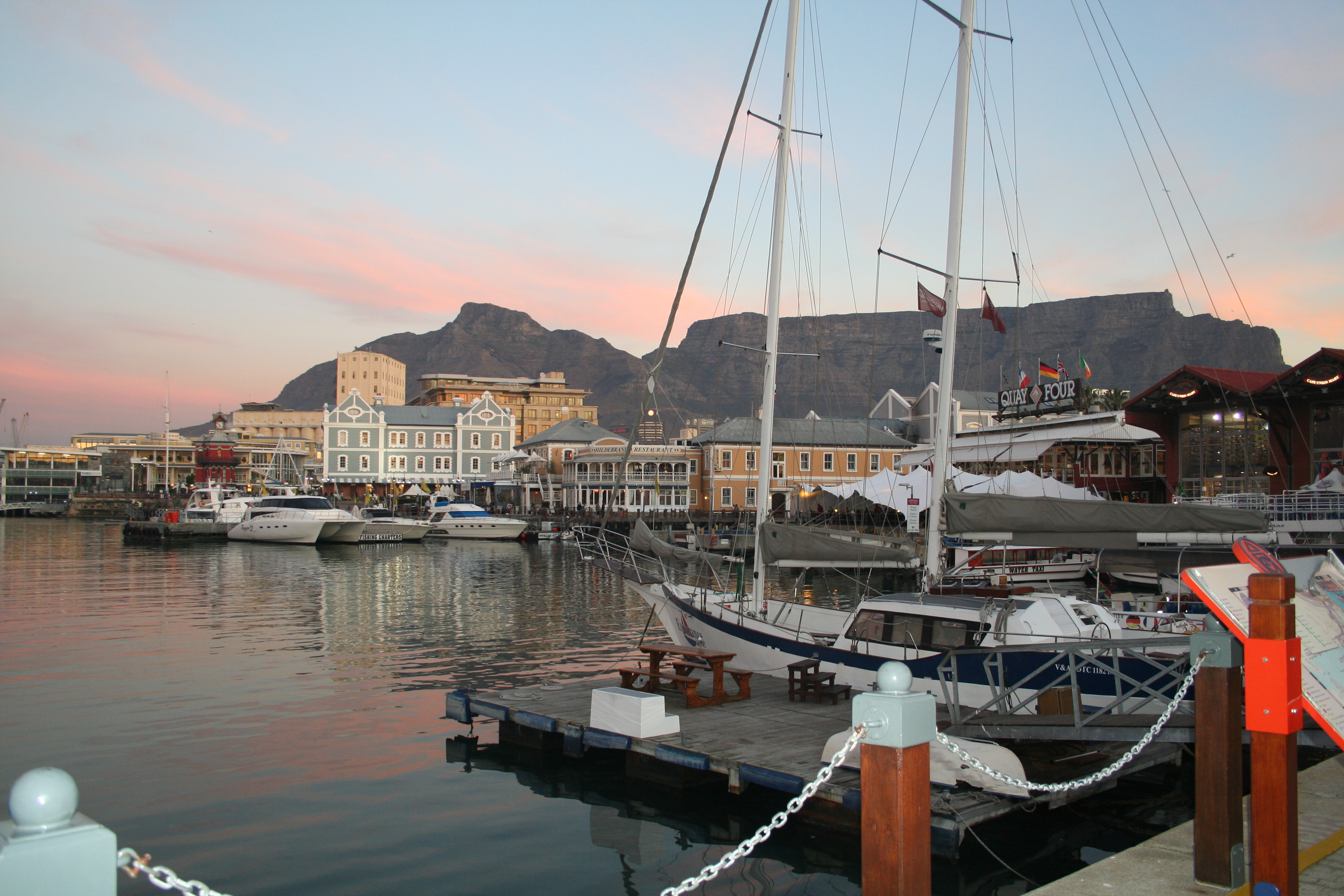English Summer Camp for Teens at EC Cape Town