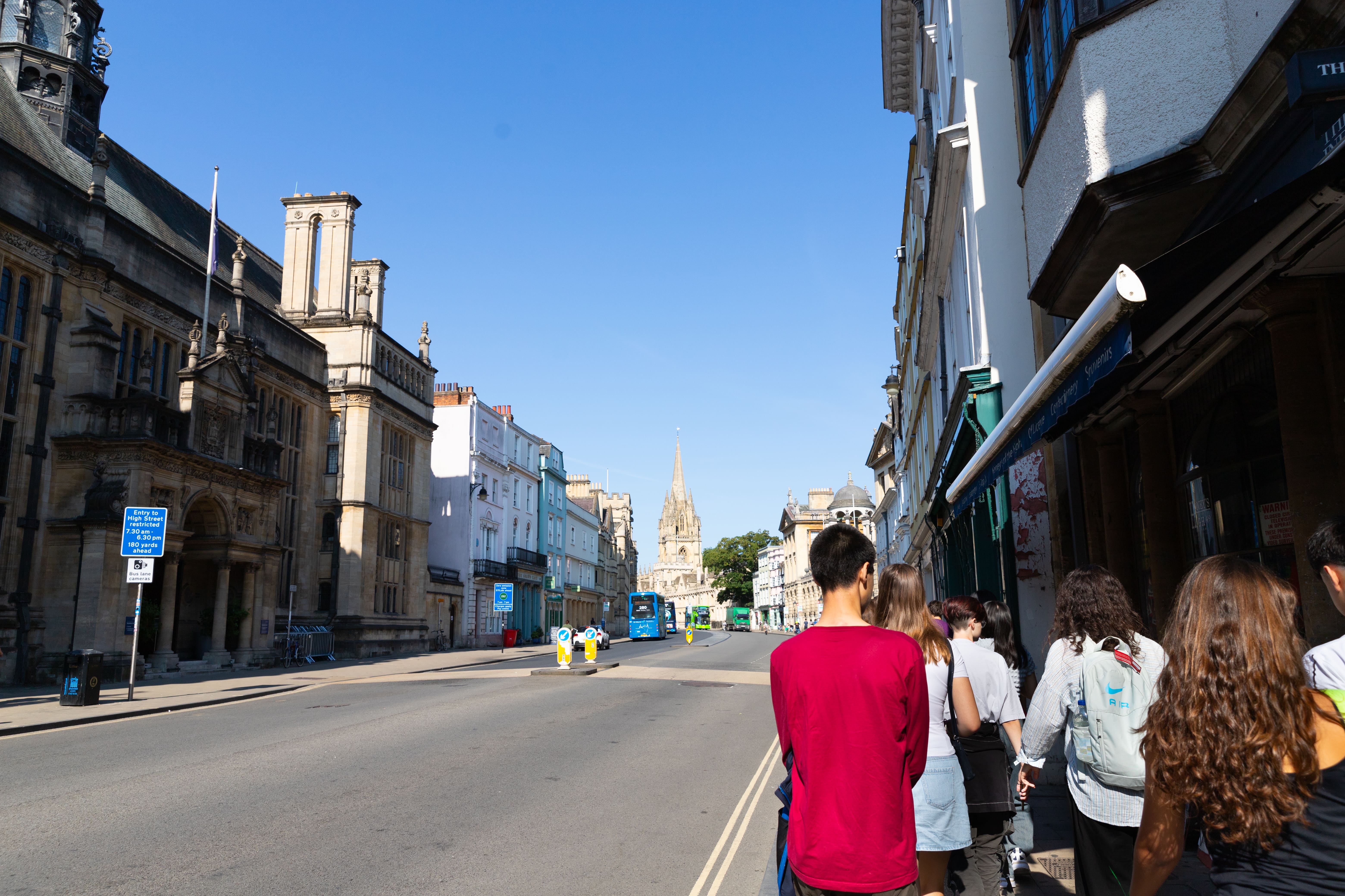 English Summer Camp for Teens at Oxford Brookes University activities 4