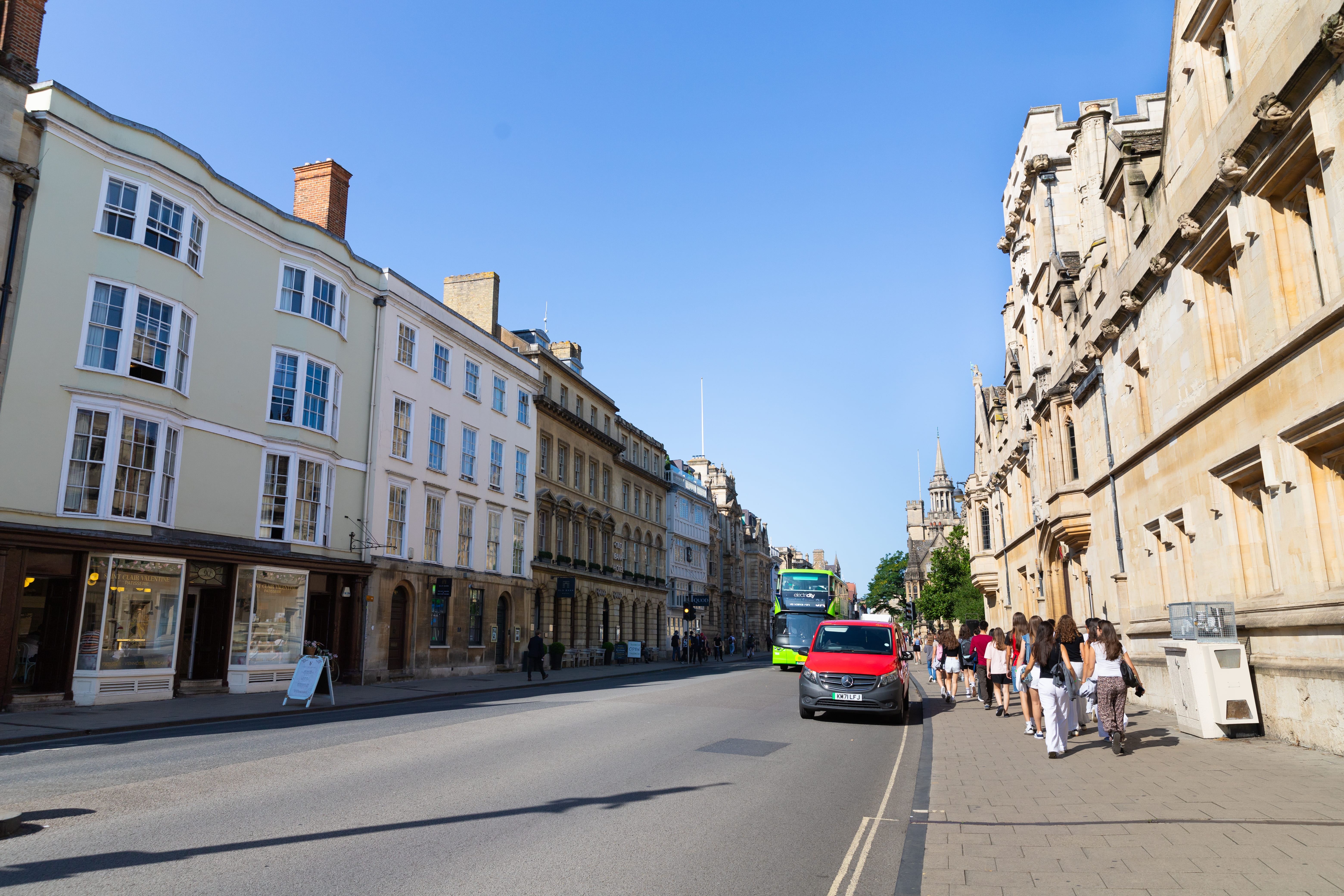 English Summer Camp for Teens at Oxford Brookes University activities 5
