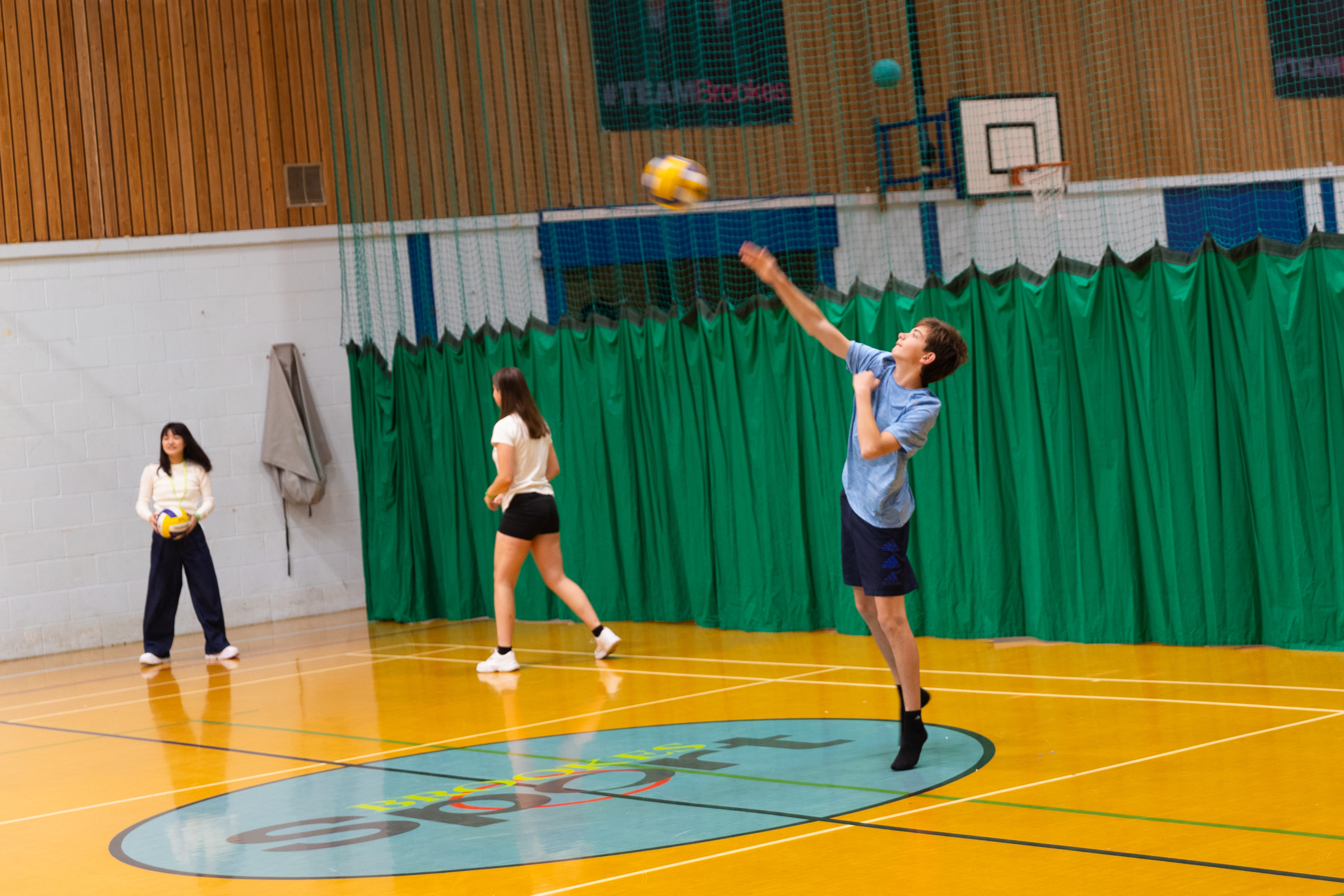 English Summer Camp for Teens at Oxford Brookes University activities 21