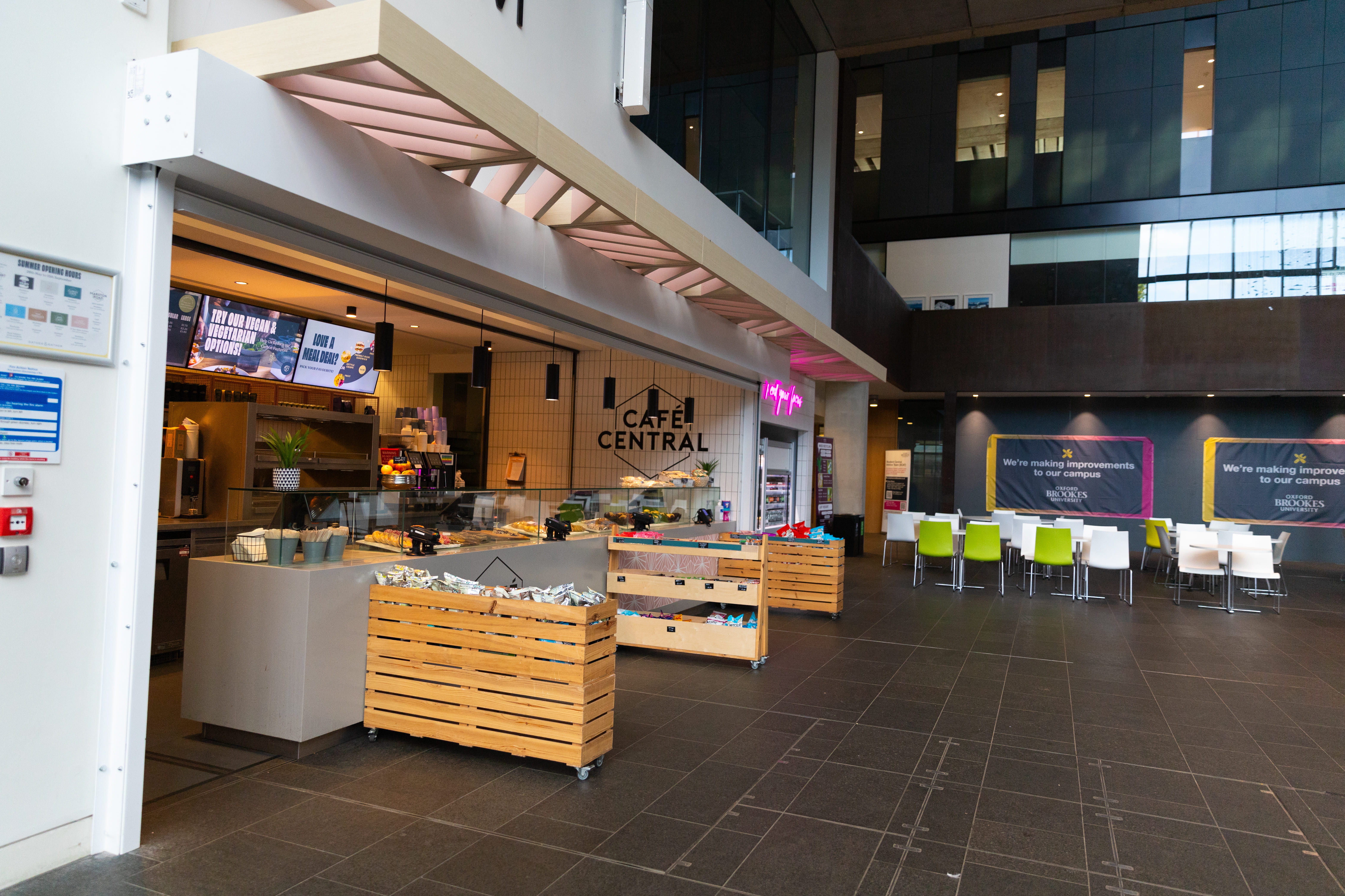 English Summer Camp for Teens at Oxford Brookes University accommodation 11