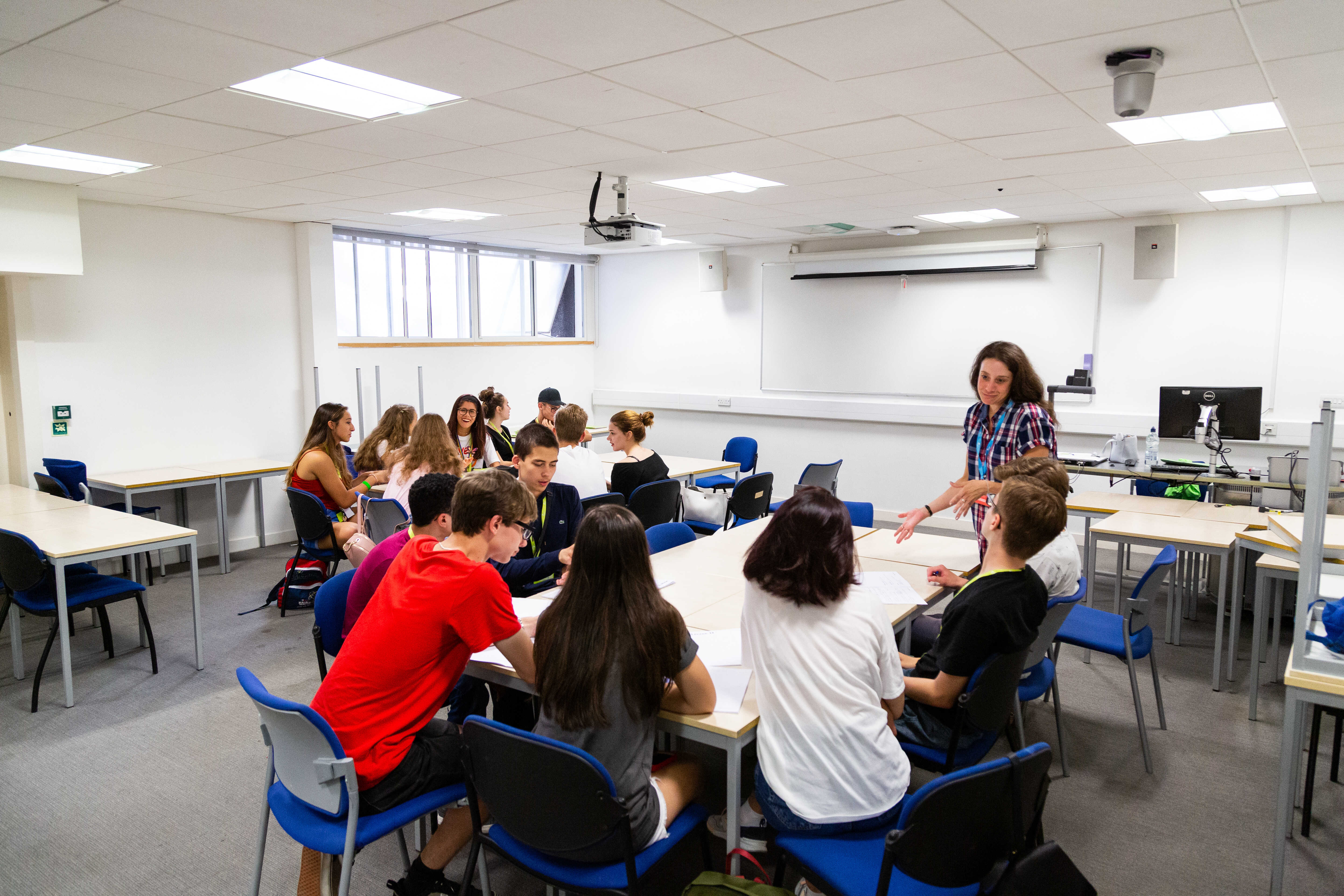 English Summer Camp for Teens at Queen Mary University of London general 28