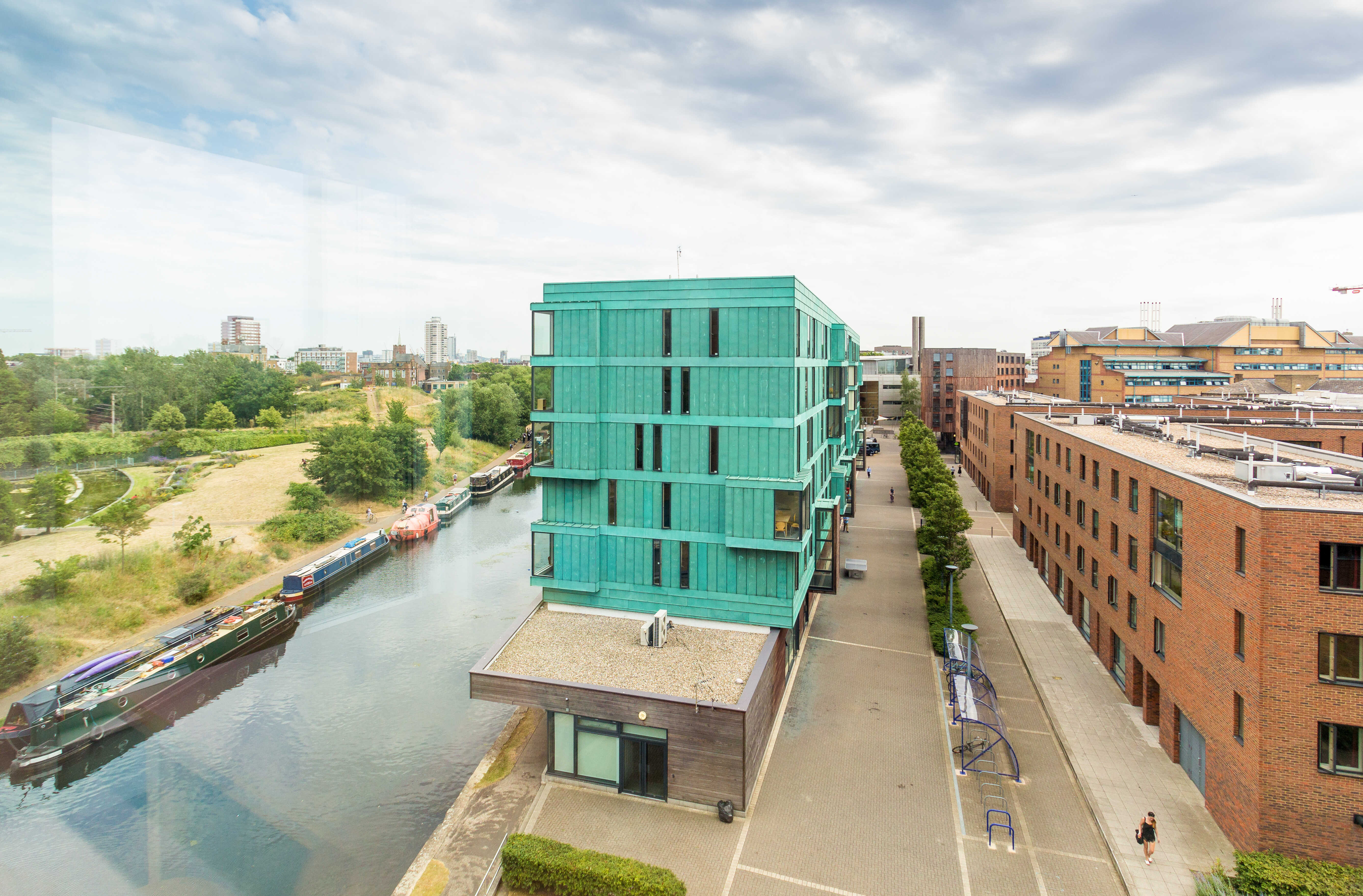 English Summer Camp for Teens at Queen Mary University of London general 35