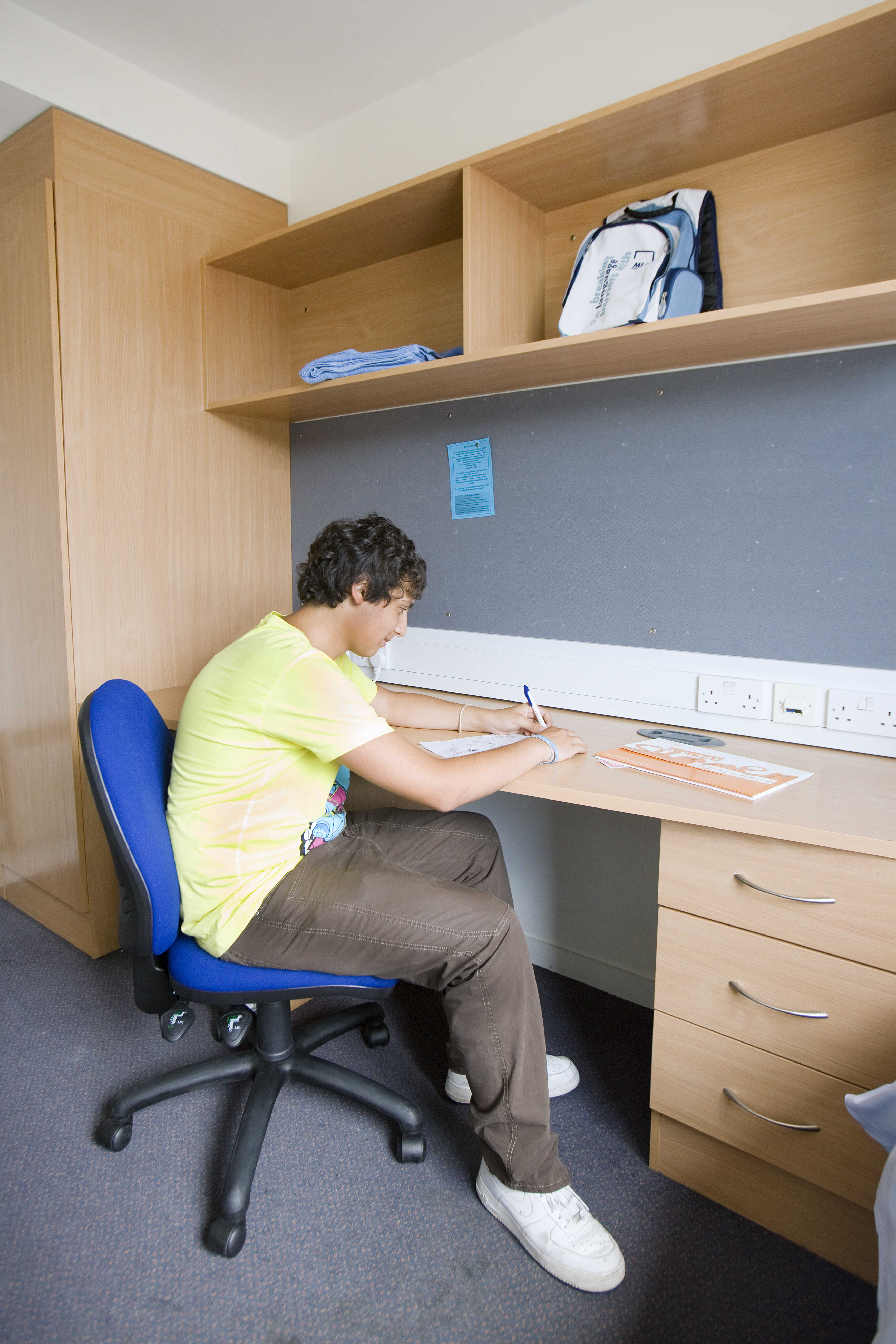 English Summer Camp for Teens at Queen Mary University of London general 67