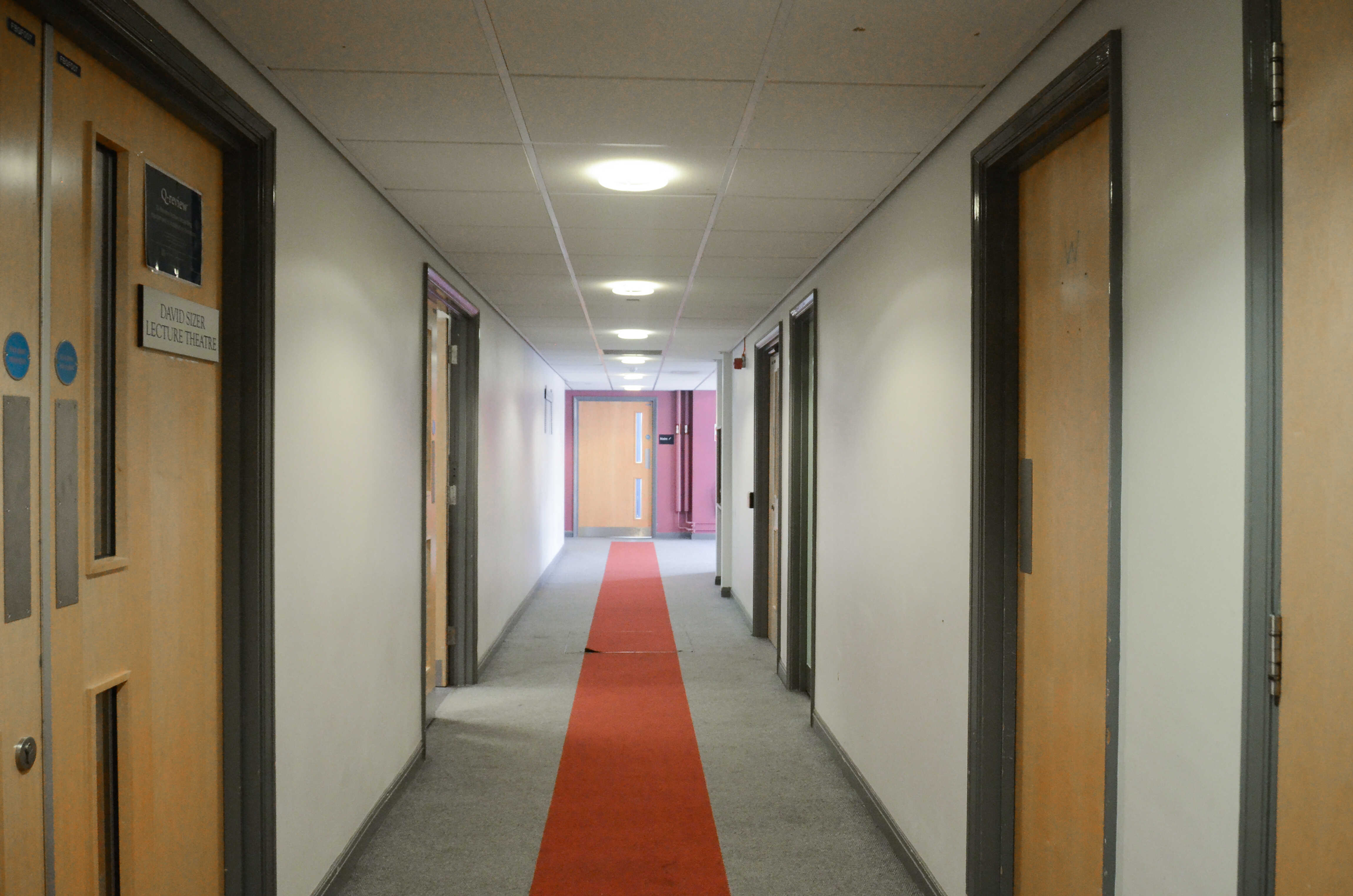 English Summer Camp for Teens at Queen Mary University of London general 86