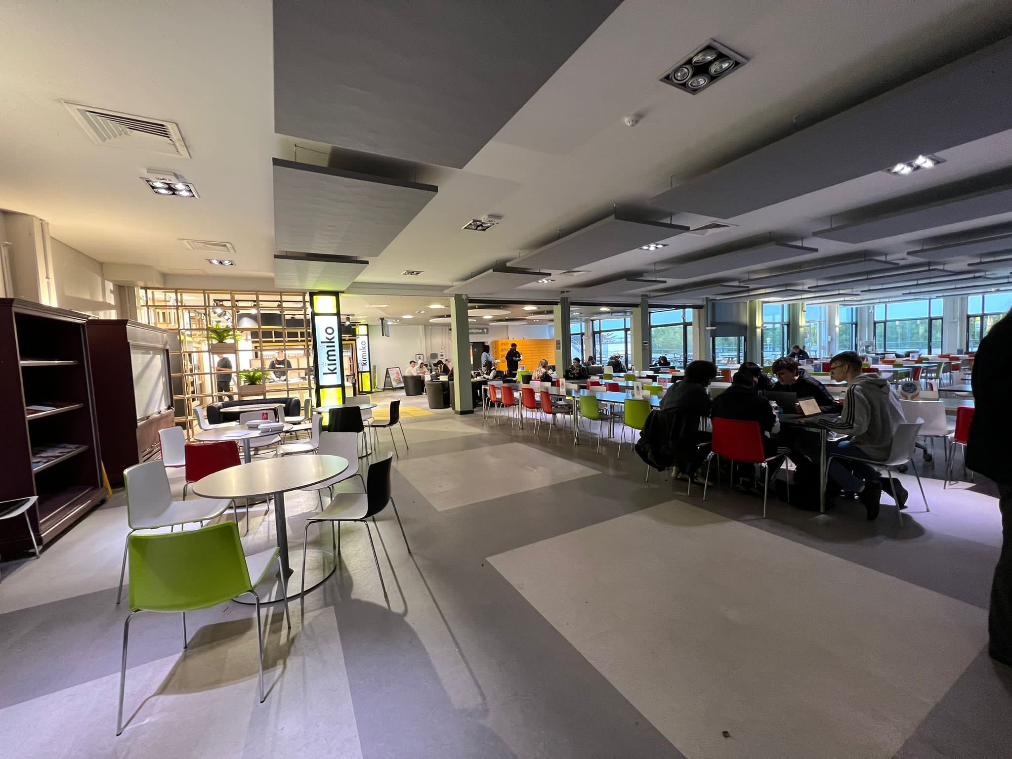 English Summer Camp for Teens at Royal Holloway University of London general 10