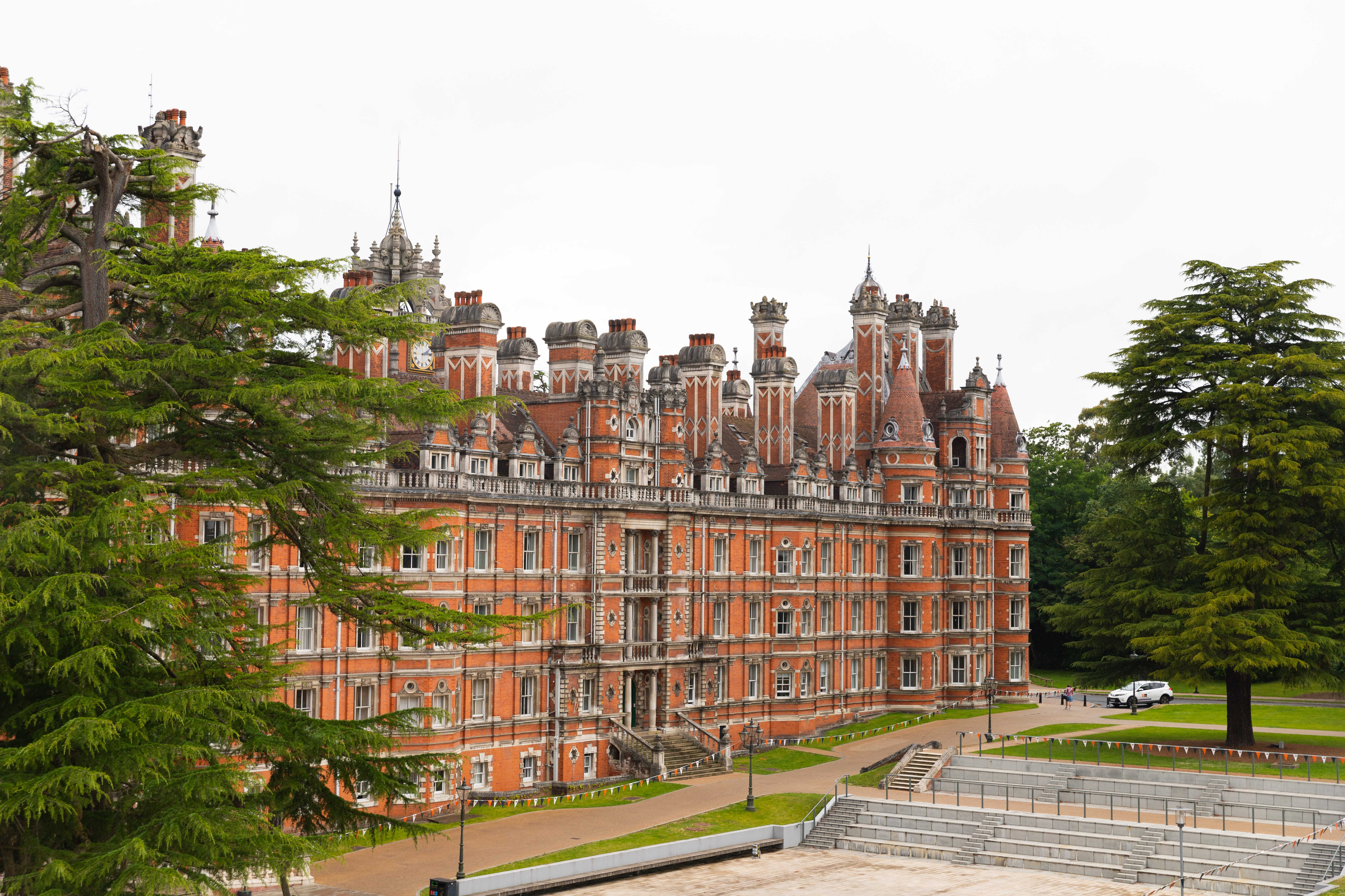 English Summer Camp for Teens at Royal Holloway University of London general 48