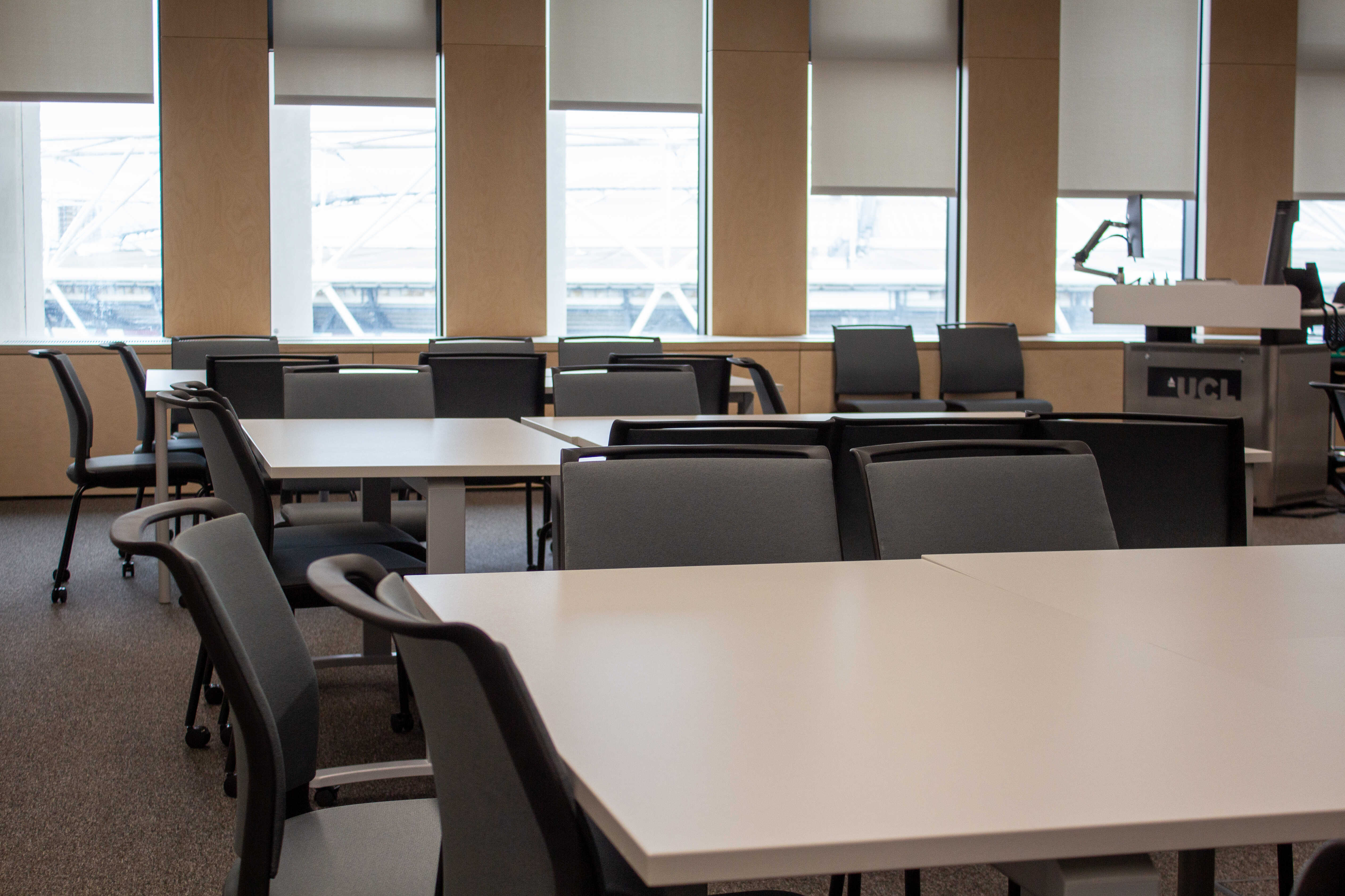 English Summer Camp for Teens at University College London general 15