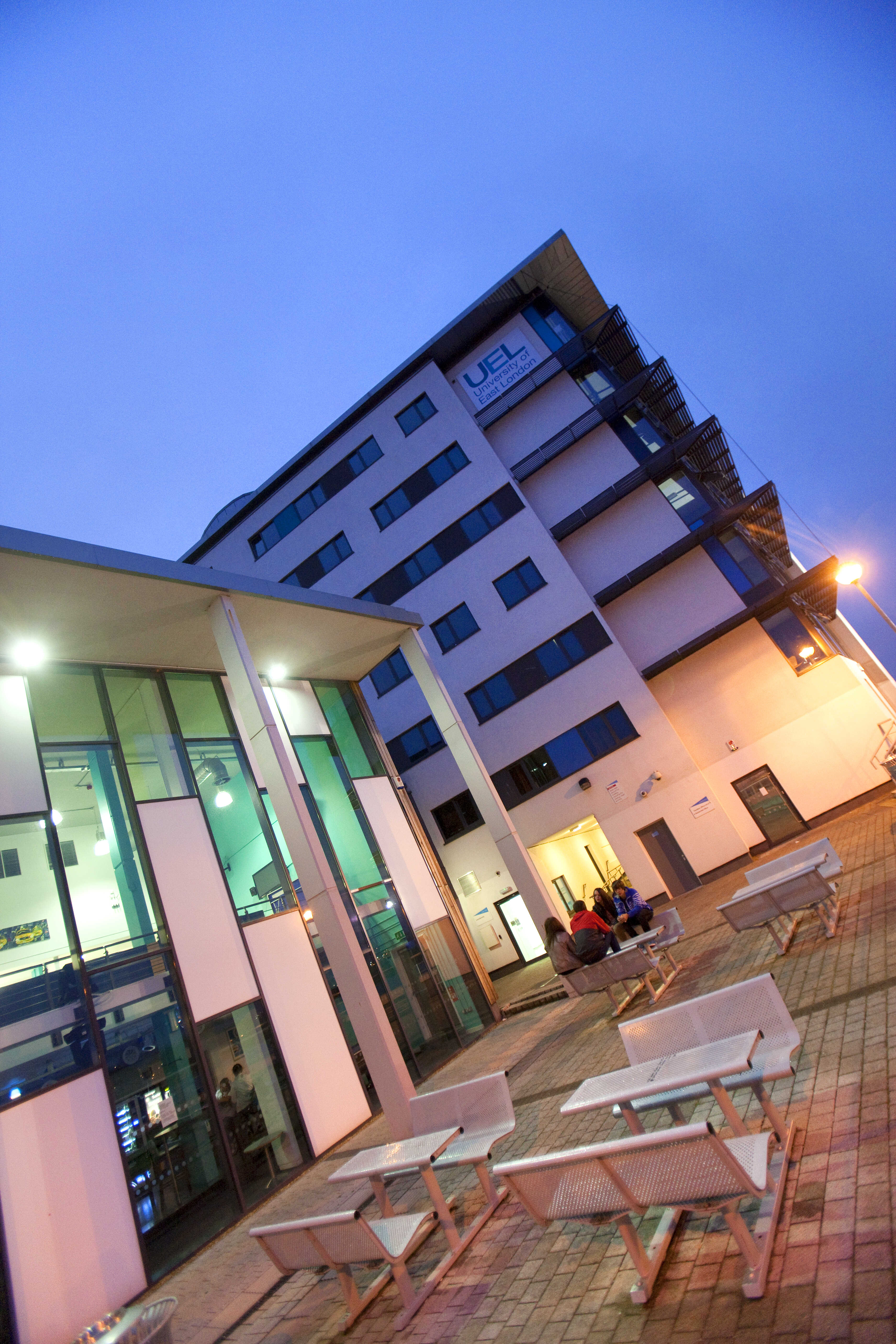 English Summer Camp for Teens at University of East London general 52