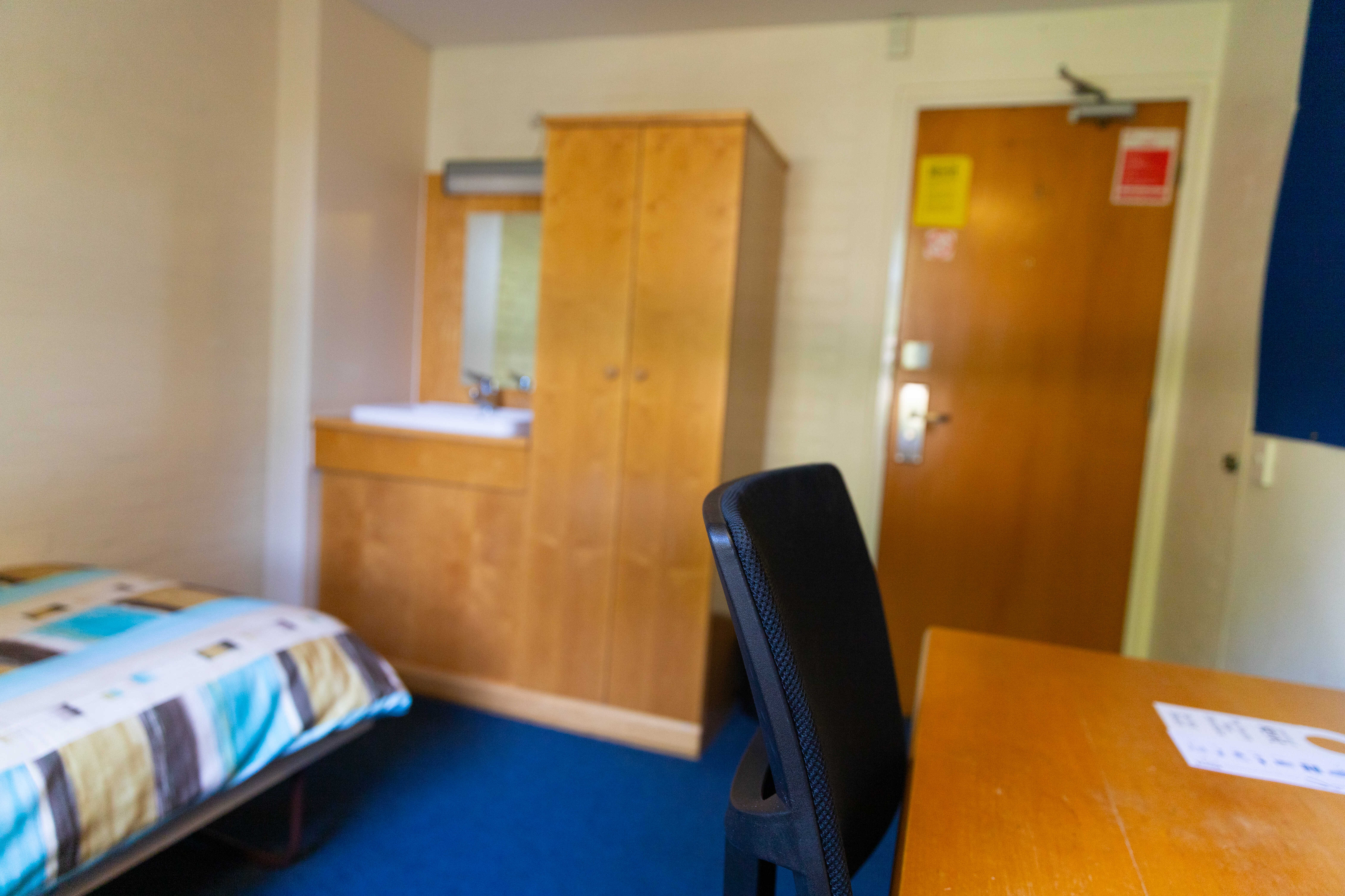 English Summer Camp for Teens at University of Kent general 24