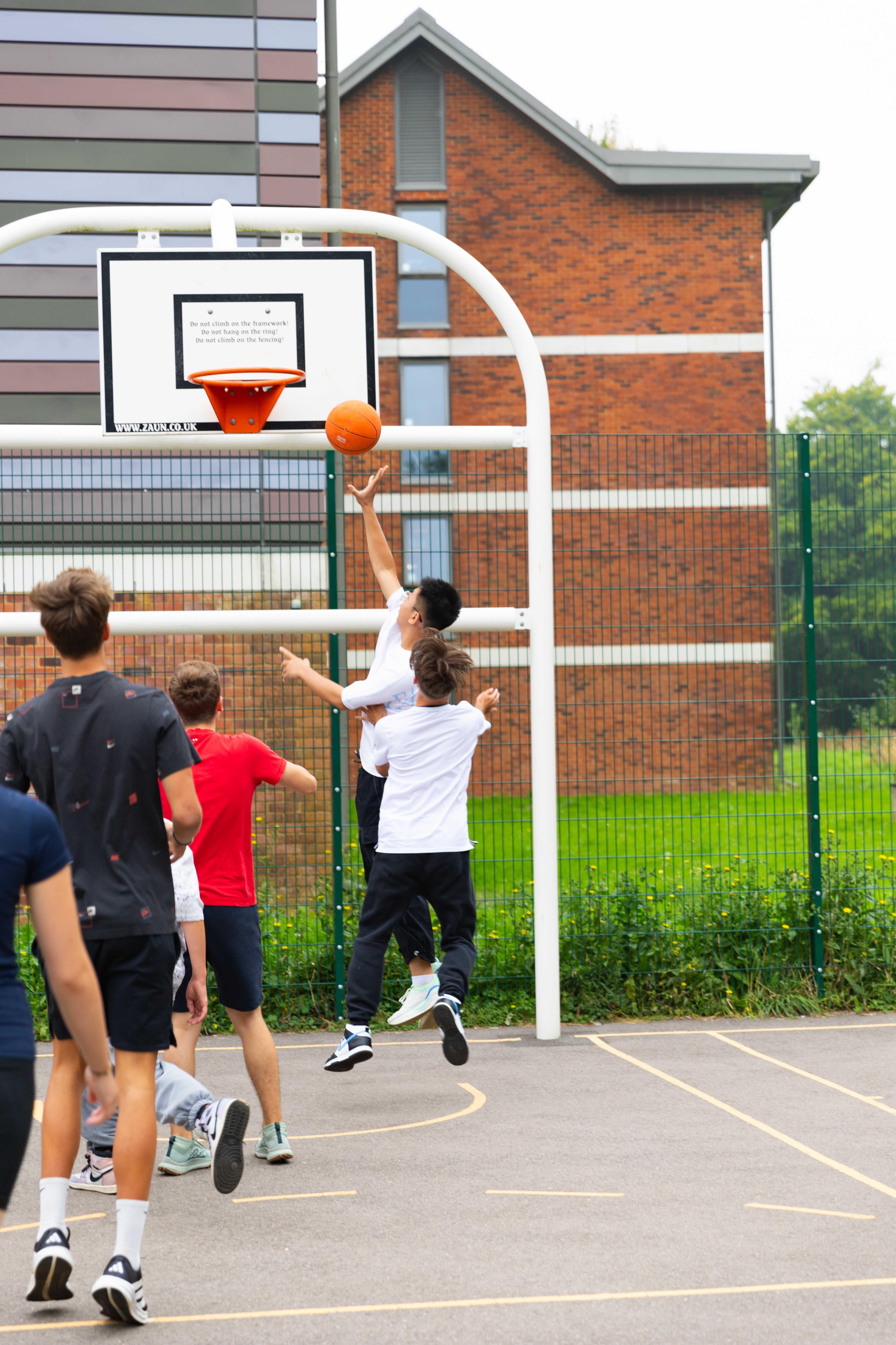English Summer Camp for Teens at University of Sussex general 20