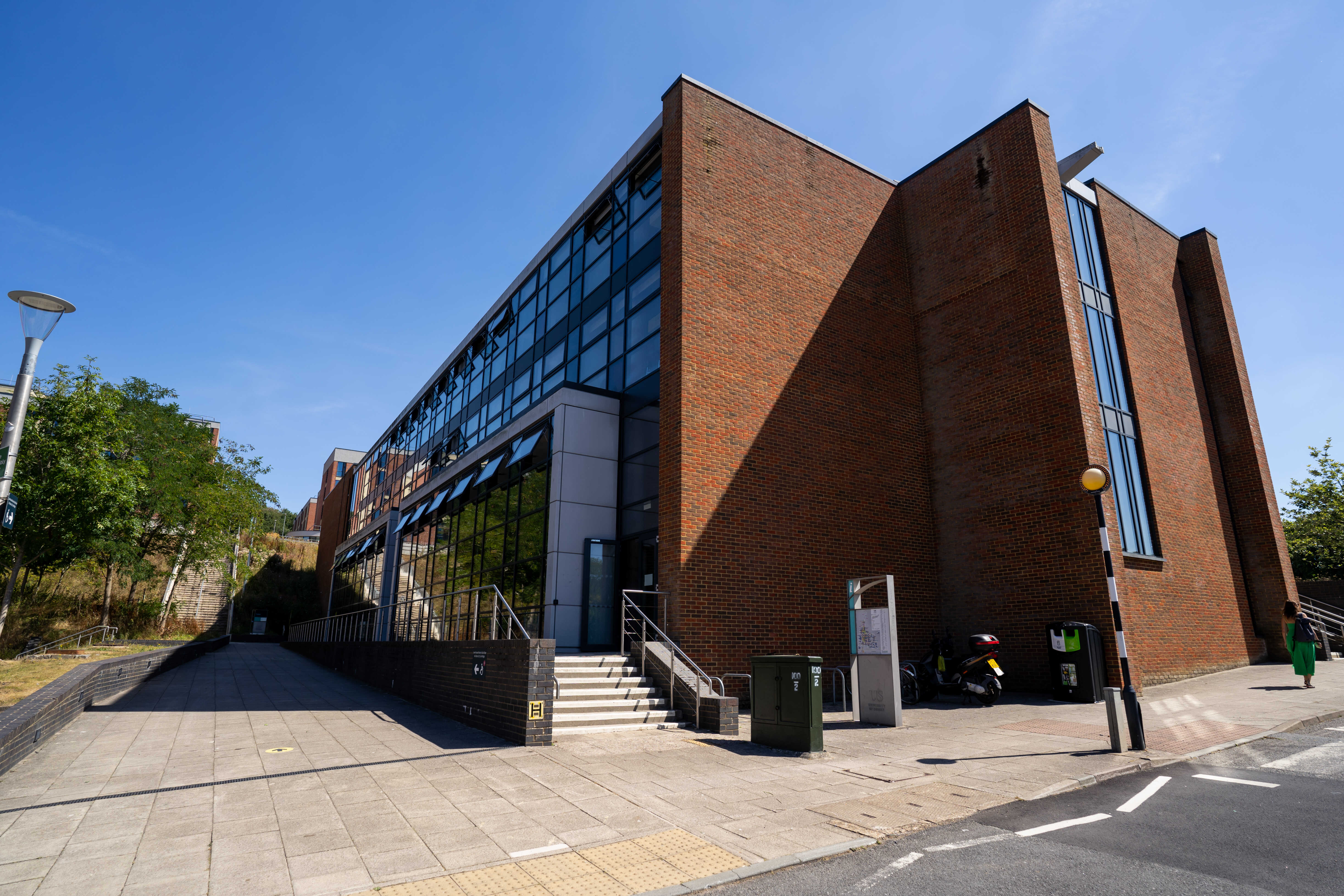 English Summer Camp for Teens at University of Sussex general 21