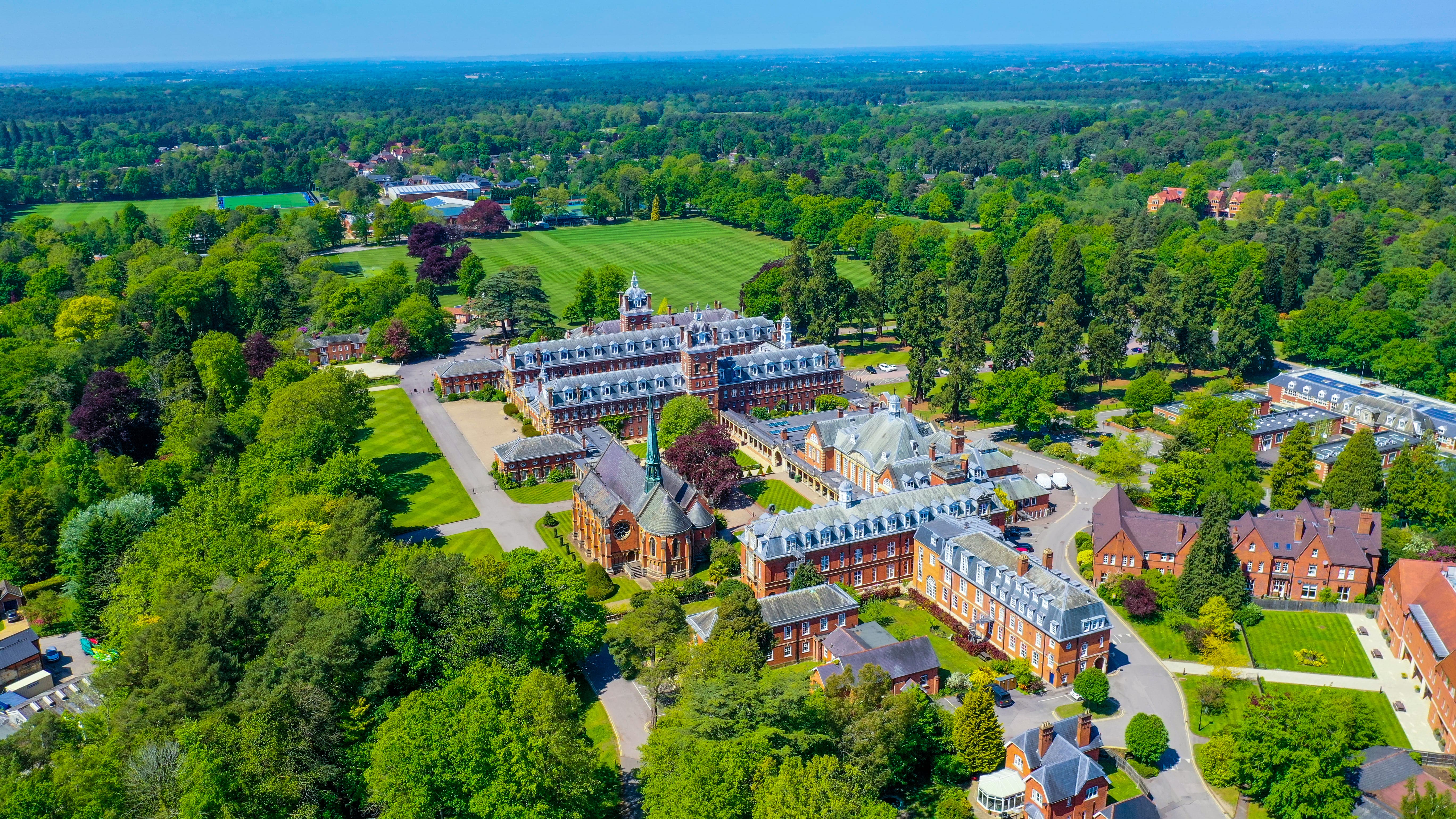 English Summer Camp for Teens at Wellington College general 23