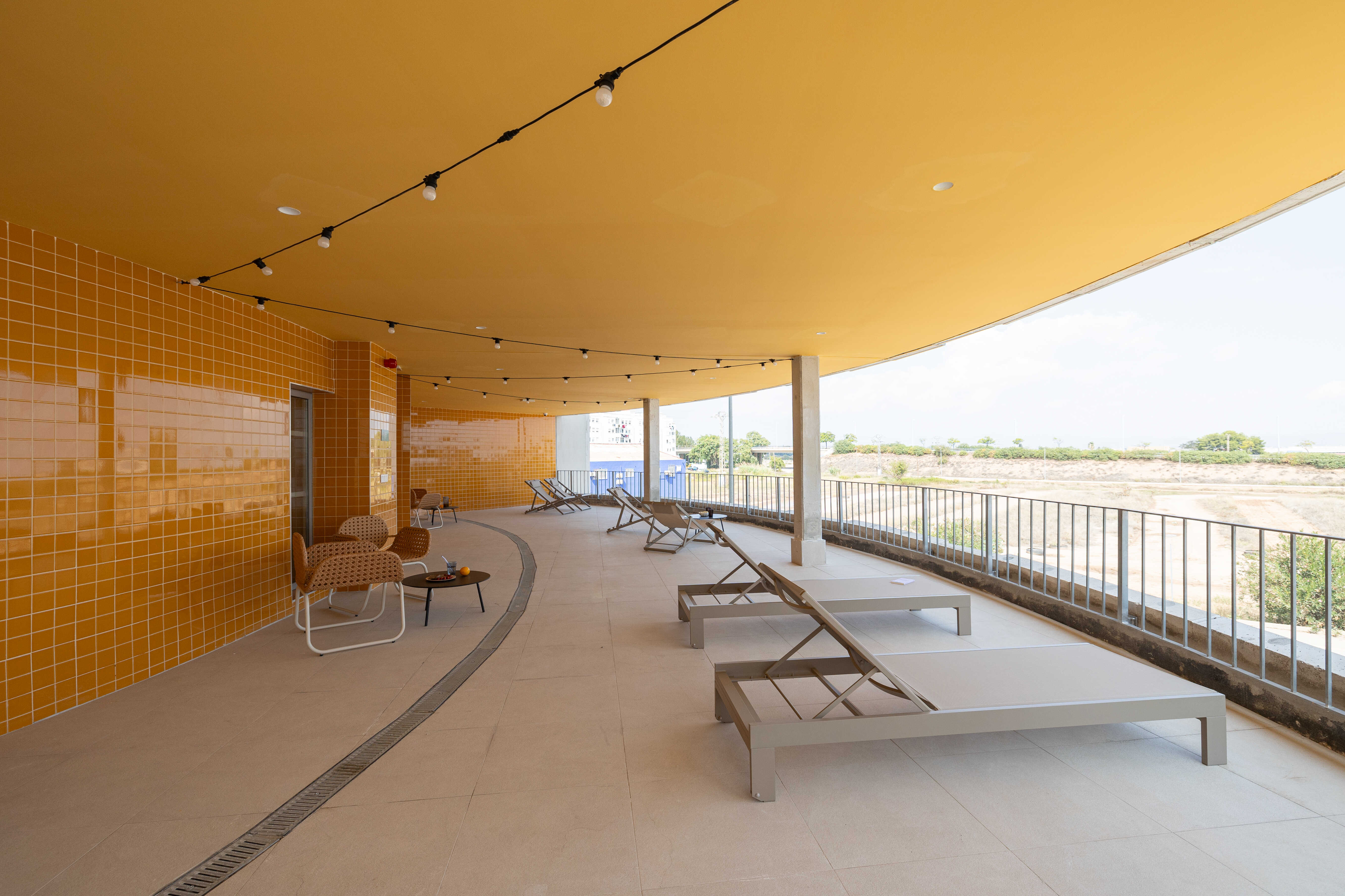 English Summer Camp for Teens at Yugo Valencia Arc general 22