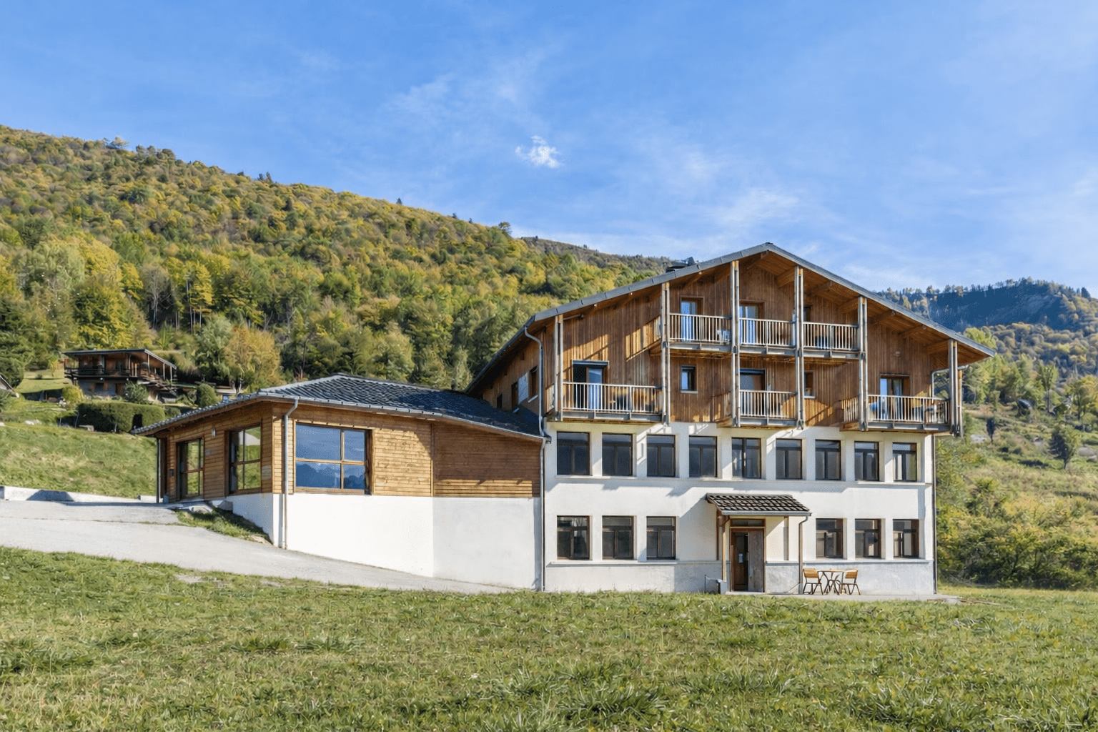 The Temps Jeunes centre Chalet l Edelweiss in Saint-Francois-Longchamp, Savoie