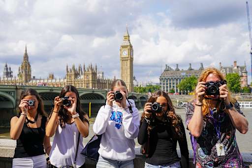 Photography in London, one of the fifteen main courses of the Global Academy at TASIS England