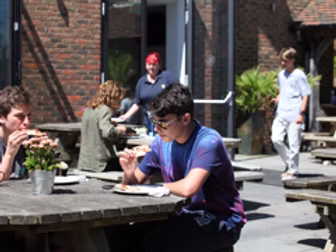 Hurtwood House Summer School general 27