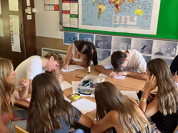 Hurtwood House Summer School general 40