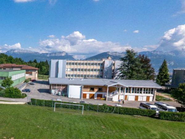 French Summer Camp for Teens in Annecy accommodation 1