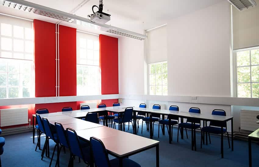 University of Greenwich, Daniel Defoe general 3